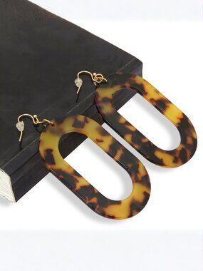 Tortoiseshell Resin Oval Drop Earrings for Women Brown Geometric Dangle Earrings